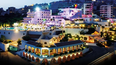 Regency Palace Hotel, Hospitality